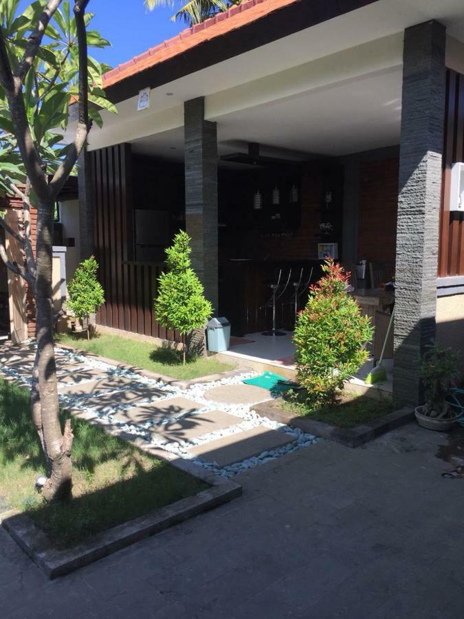 Villa Twin Lovina エクステリア 写真